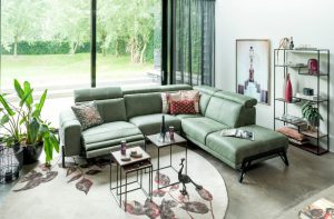 Corner sofa with relax function (1)