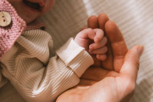 Andy van der Meijde tijdens een publieke verschijning, passend bij een artikel over zijn kinderen en gezinssituatie